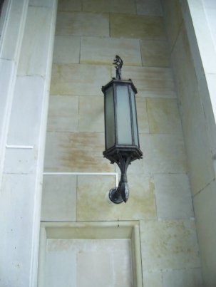 Widok budynku po wykonaniu czyszczenia elewacji - szczegóły