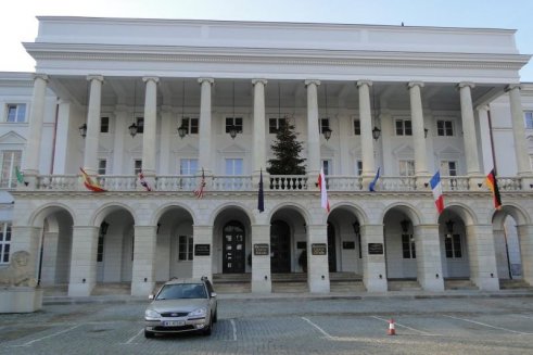 Pałac Lubomirskich w Warszawie -  oczyszczona fasada budynku