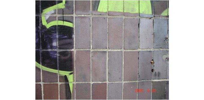 Usuwanie i zabezpieczanie anty-graffiti